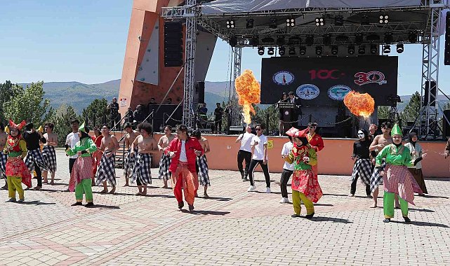 Kütahya'da, 'Bahar Şenliği', 'Bilim ve Kültür Şenliği' oldu