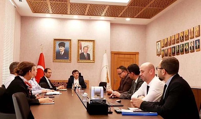 Kütahya'da, "İl Yeterli ve Dengeli Beslenme ve Hareketli Hayat Kurulu" toplantısı