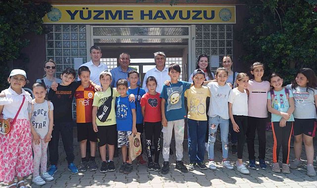 Kuyucak'ta yüzlerce çocuk şenlikte buluştu