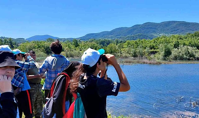 Lise öğrencileri Filyos Nehri Havzası'nda kuş gözlemledi