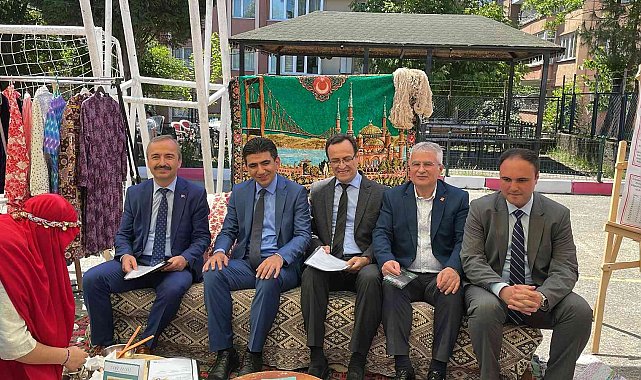 Lise öğrencileri fuarda projelerini sergiledi