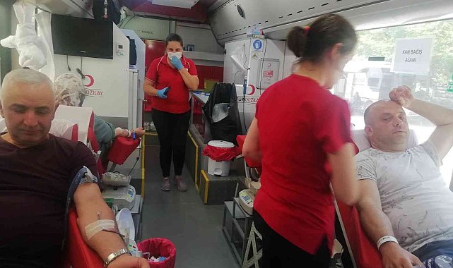 Manyas'ta kan bağışına yoğun ilgi