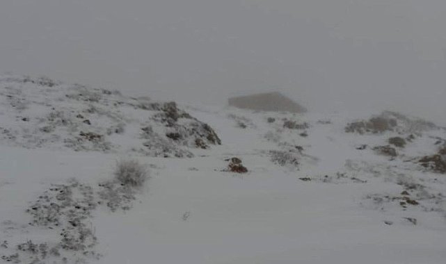 Mayıs ayında Nemrut'ta kar sürprizi
