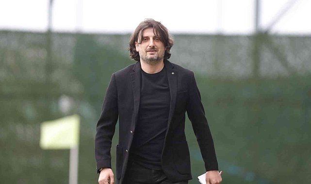 Mehmet Ak: "Çalışmaya ve emek vermeye devam"