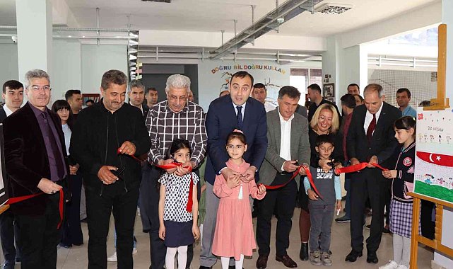 Mehmet Akif Ersoy İlkokulu'ndan yıl sonu sergisi