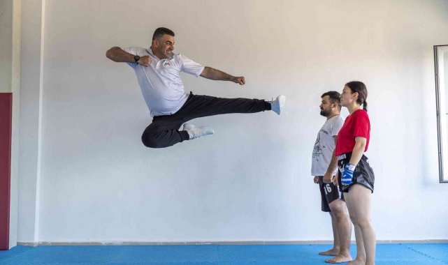 Mersin Büyükşehir Belediyesinden ücretsiz kick boks ve muaythai kursu