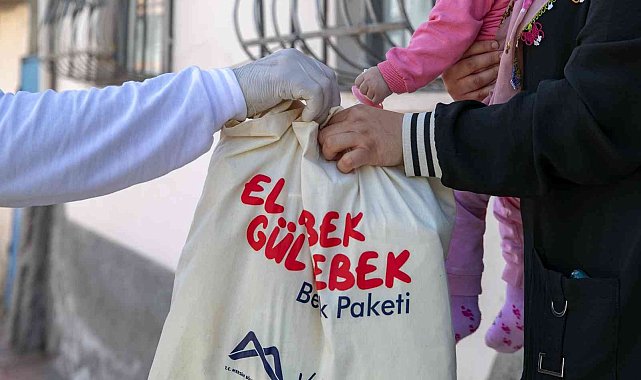 Mersin'de 'El bebek gül bebek' projesi devam ediyor