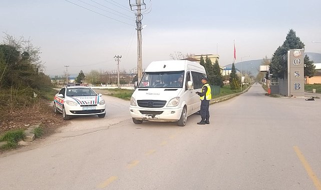 Mevsimlik tarım işlerini taşıyan araçlara jandarmadan denetim