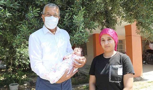 Mezitli'de ihtiyaç sahibi ailelere 'hoş geldin bebek' desteği