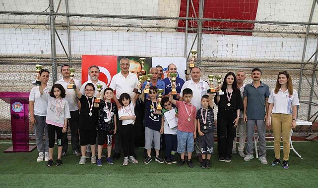 Mezitli&#039;de satranç turnuvası sona erdi