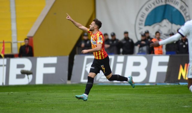 Miguel Cardoso 3. golünü attı