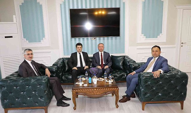 Milli Eğitim Bakan Yardımcısı Yılmaz, Patnos ve Tutak ilçelerini ziyaret etti