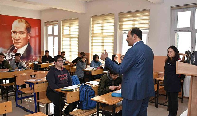 Milli Eğitim Müdürü Gün, sınava girecek olan öğrencilere sınav ile ilgili önemli hatırlatmalarda bulundu