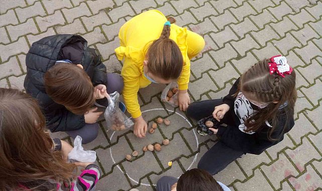 Minik öğrenciler "Adım Adım Ata'm" projesiyle Atatürk'ün hayatını öğrendiler