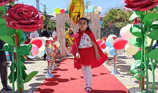 Minikler bu kez "Kahraman" oldu