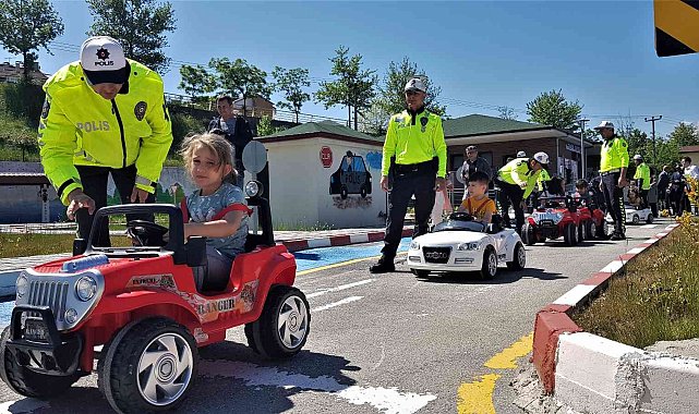 Miniklerin trafik eğitimi eğlenceye dönüştü
