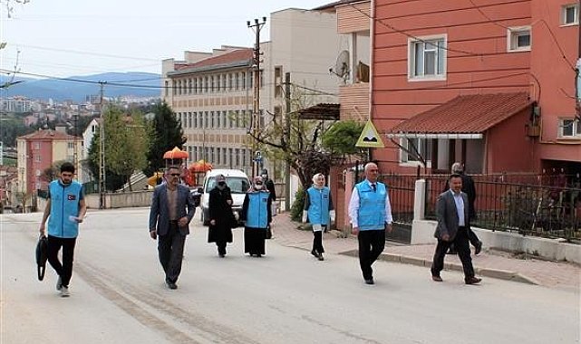 Müftü Erhun, "Fakir ve zengin vatandaşlarımız arasında iyilik köprüsü olduk"