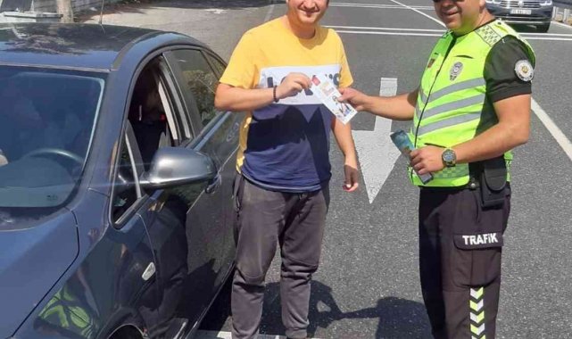 Muğla'da tatilciler hem uyarıldı, hem broşür dağıtıldı