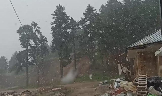 Muratdağı'nda mayıs ayında kar sürprizi