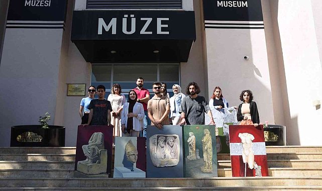 Müzenin göz kamaştıran eserlerini tuvale yansıttılar