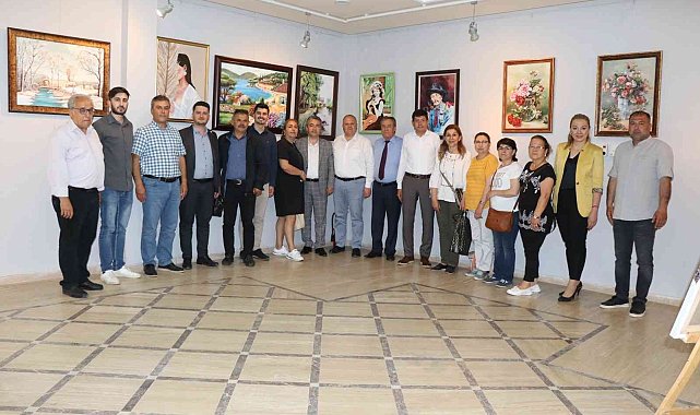 Nazilli Belediyesi kursiyerlerinin resim sergisi beğeni kazandı