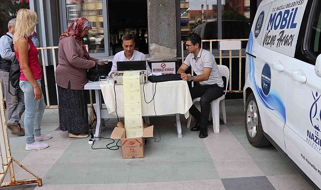 Nazilli Belediyesi'nin mobil vezne aracı vatandaşların hizmetine sunuldu