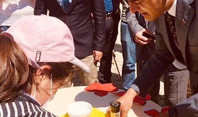 Nazımiye'de miniklerin bilim şenliği ilgi gördü