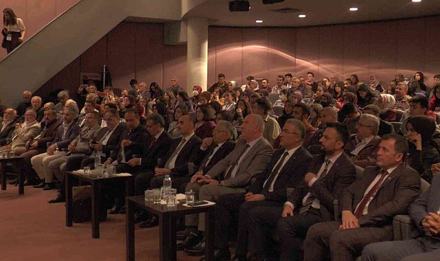 Necip Fazıl Kısakürek panelle anıldı