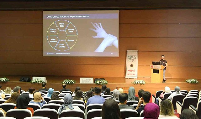 NEVÜ&#039;de &#039;Geleceğini Uyuşturma&#039; semineri düzenlendi