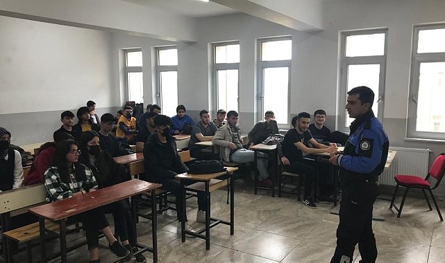 Öğrencilere polislik mesleği anlatıldı