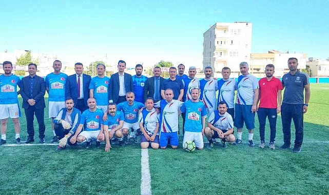 Okullararası futbol turnuvası başladı