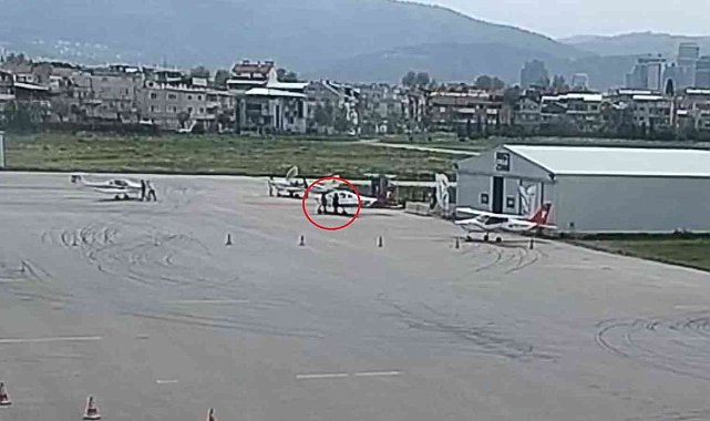Ölüme böyle gitmişler...Düşen uçağın pilotlarının havalimanındaki son görüntüleri ortaya çıktı