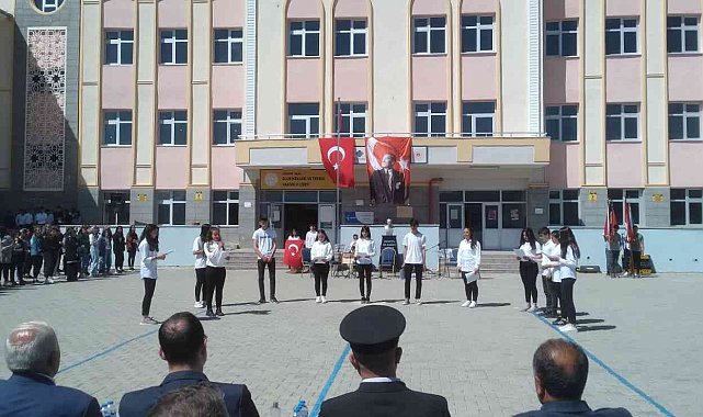 Olur'da 19 Mayıs Gençlik ve Spor Bayramı coşkuyla kutlandı