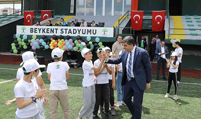 Önce öğreniyor sonra eğleniyorlar