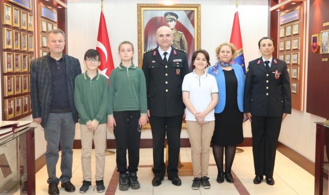 Ortaokul öğrencilerinden jandarmaya ziyaret