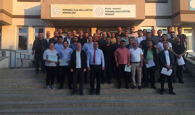 Osmaneli'nde etlik piliç işletmeleri bakıcılarına eğitim