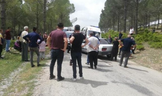 Osmaniye'de hafif ticari araç ile otomobil çarpıştı: 4 yaralı