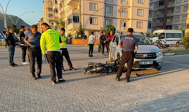 Otomobil ile çarpışan motosikletin sürücüsü yaralandı