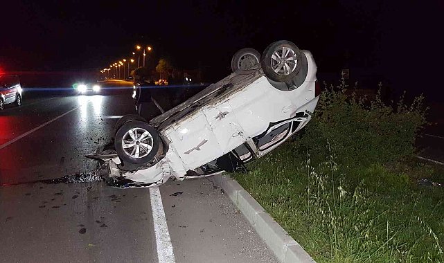 Otomobil takla attı: 3'ü ağır 4 yaralı