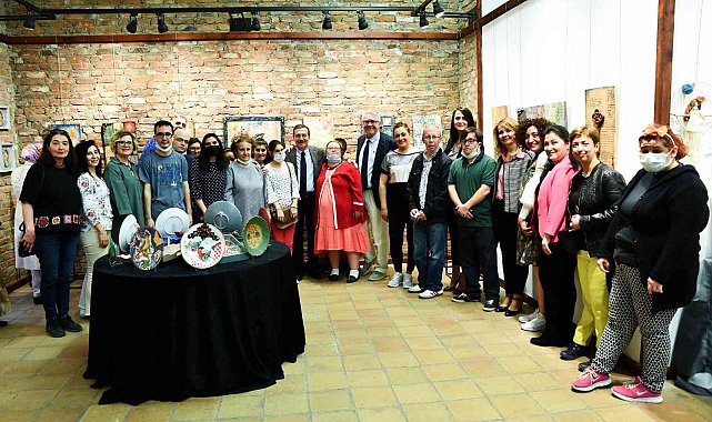 Özel bireylerden "Geçiş" sergisi