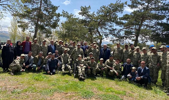 Özel bireylerin askerlik heyecanı