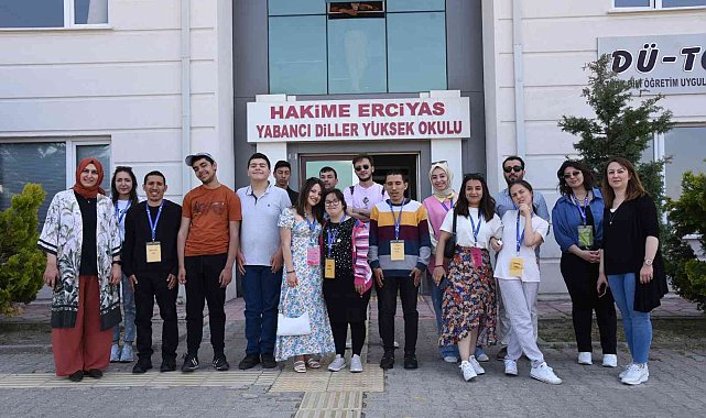 Özel çocuklara kampüs yaşamı