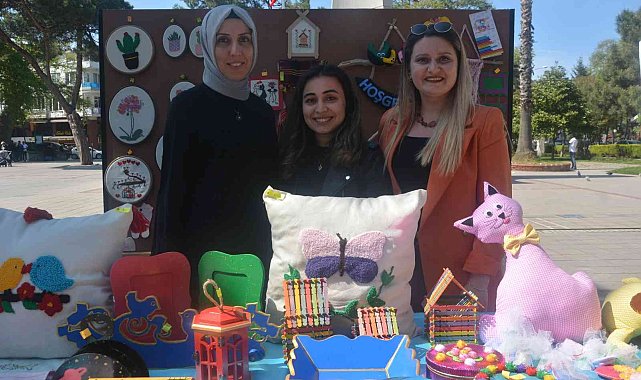 Özel çocuklardan özel el sanatları sergisi