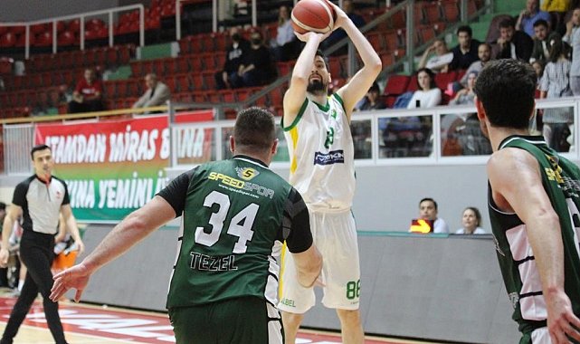 Potada kazanan Altınova üst tura göz kırptı