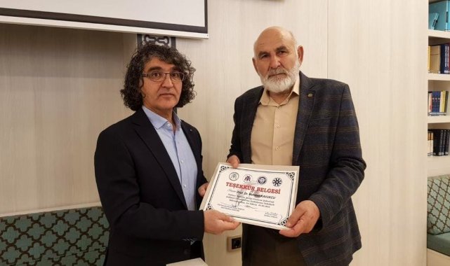 Prof. Dr. Kavukcu: "Performans toplumun geleceğini kurgulamaktır"