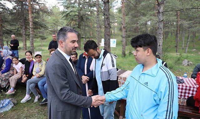 Pursaklar Belediyesinden Engelliler Haftasında Piknik Şöleni