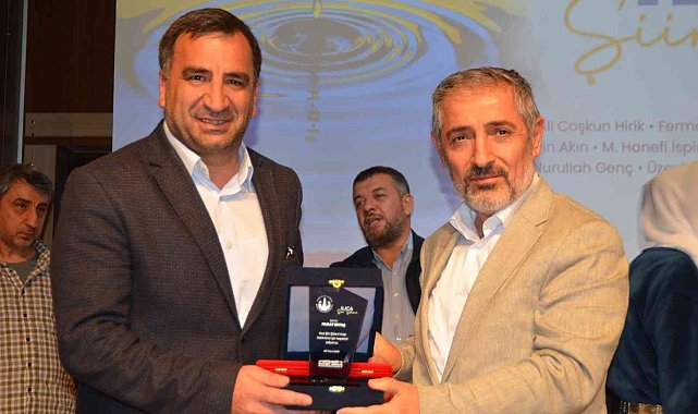 Rektör Biber Erzurum'da şiir şölenine katıldı