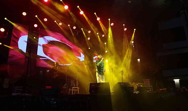 Resul Dindar, Boyabatlılara unutulmaz bir gece yaşattı