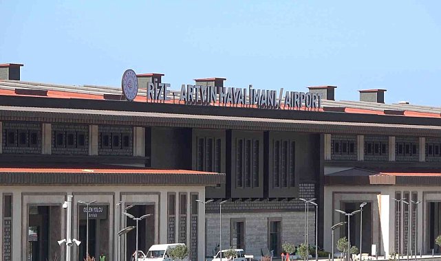 Rizeliler havalimanının açılışını 4 gözle bekliyor