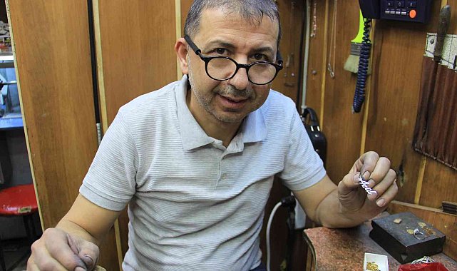 Sadece altın ve gümüş işlemiyor; aynı zamanda gönül köprüsü kuruyor